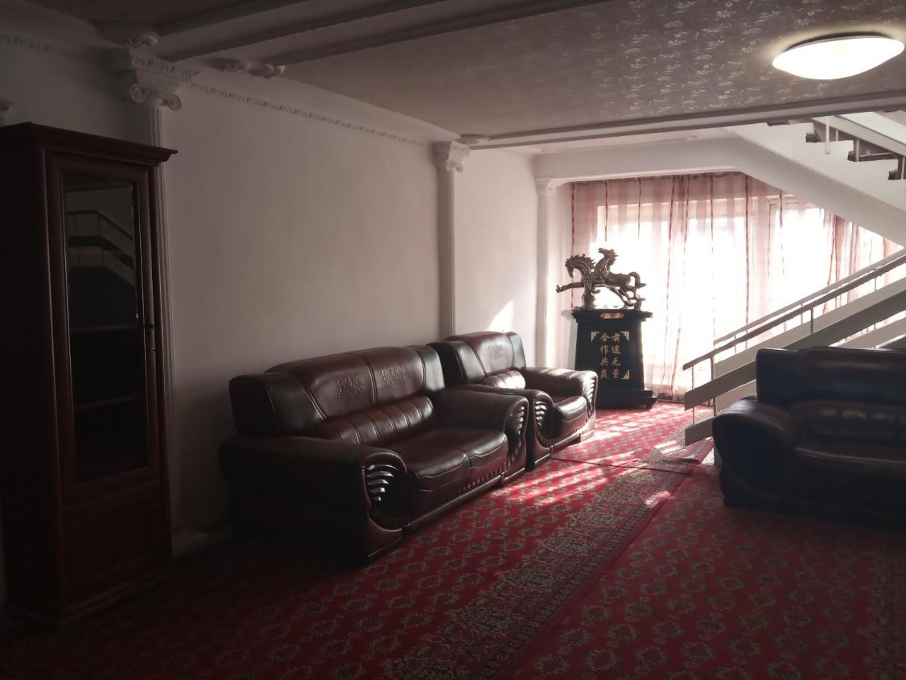 Panainn Hotel Almaty Exterior photo